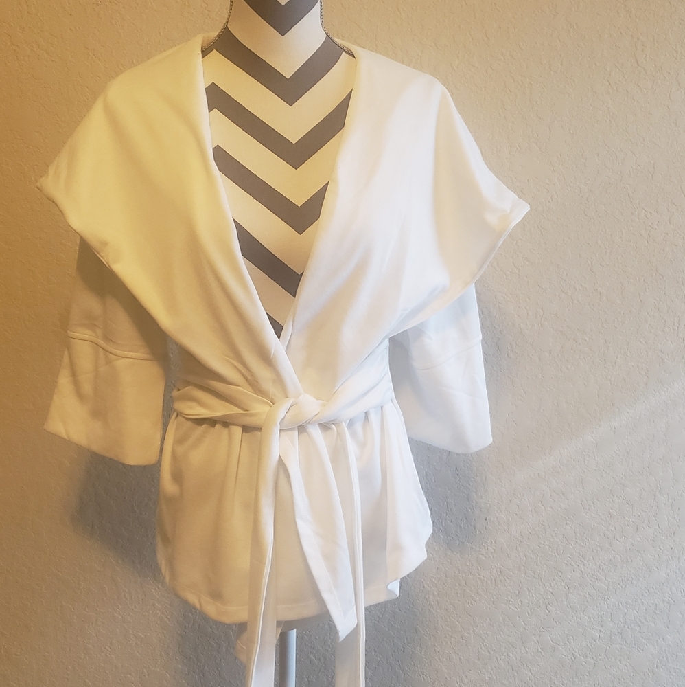 Clothed4Apurpose wrap sweater size large